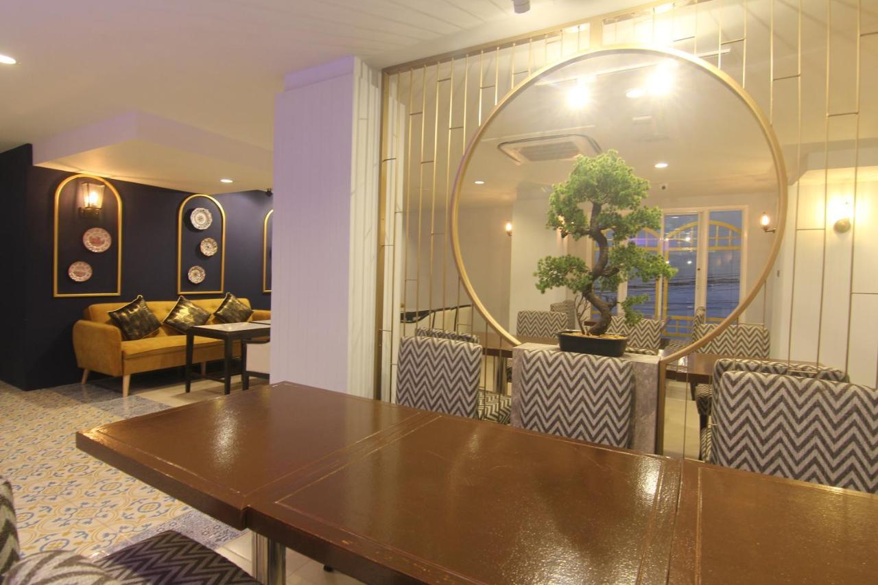 Montree Hotel, Sha Extra Hotel 3*